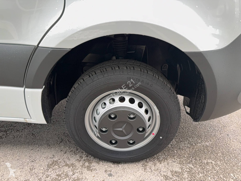 Furgoneta Mercedes SPRINTER CHASSIS CAB 515 CDI...