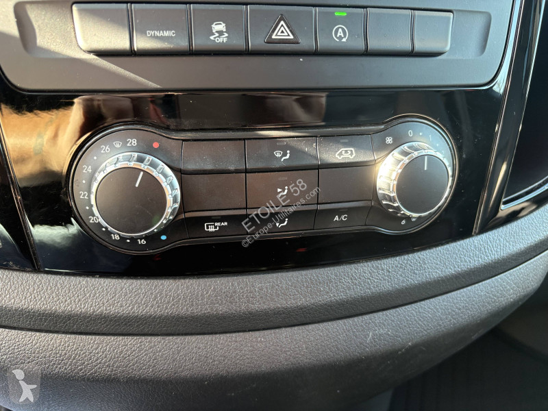 Véhicule utilitaire Mercedes VITO MIXTO 119 CDI...