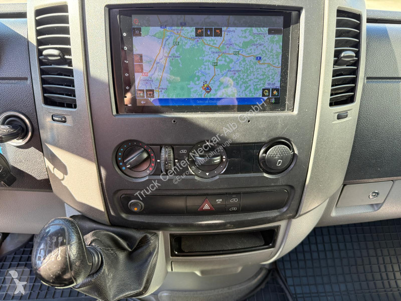 Véhicule utilitaire Mercedes 313 CDI 6 Sitze...