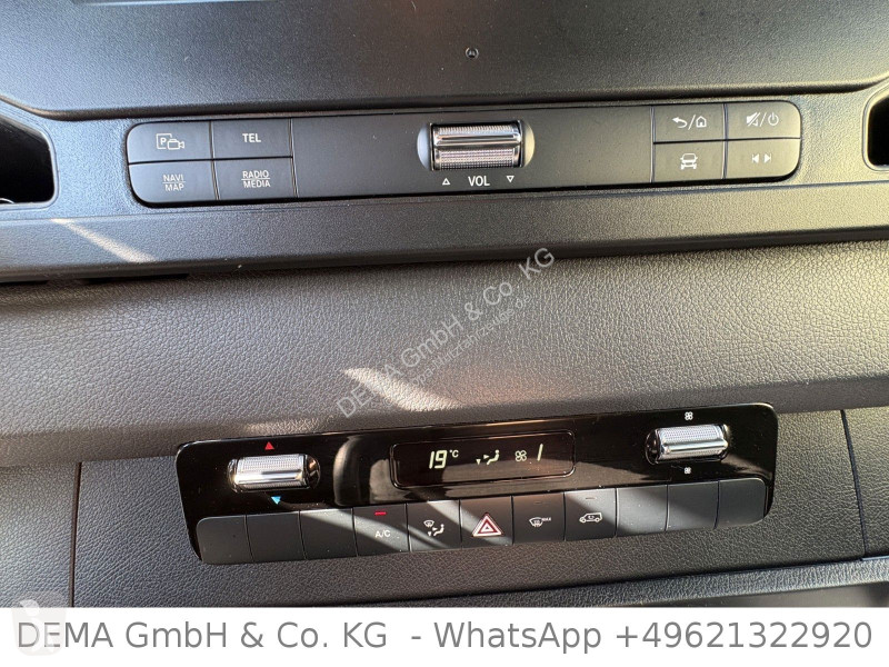 Véhicule utilitaire Mercedes...