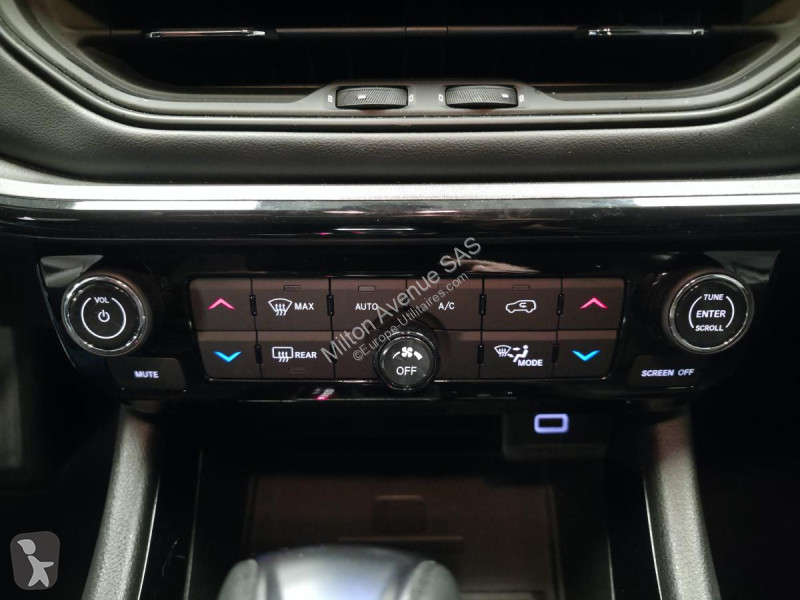 Véhicule utilitaire Jeep COMPASS 1.5 Turbo T4...