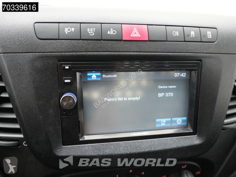 Véhicule utilitaire Iveco 35C14 Laadklep...