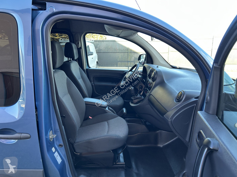 Véhicule utilitaire Mercedes Long 111 1.5 CDI...