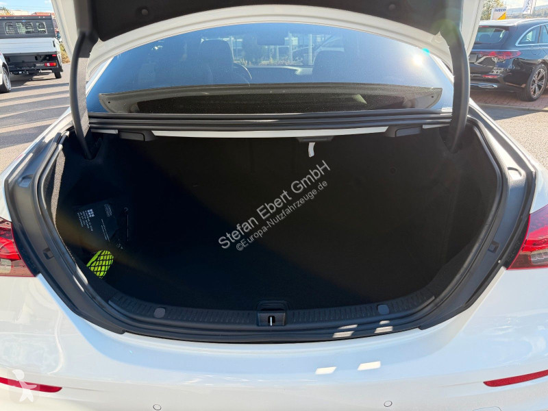 Véhicule utilitaire Mercedes E 63 A...