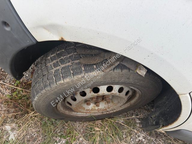 Véhicule utilitaire Nissan PRIMASTER
