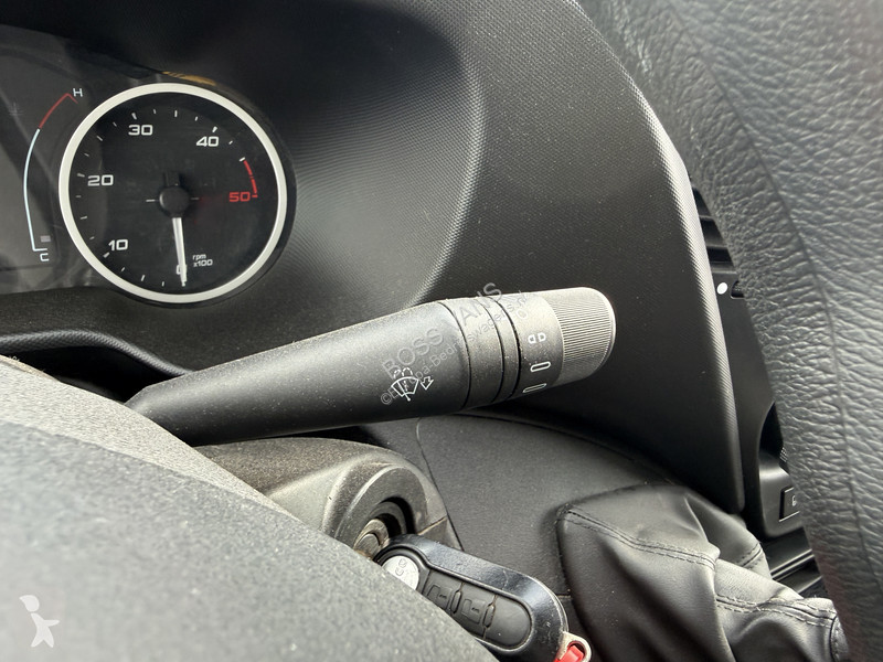 Véhicule utilitaire Iveco 35C16 3.0 160PK