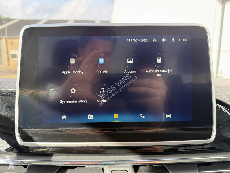 Véhicule utilitaire Maxus e 9 72kWh 204PK e 9