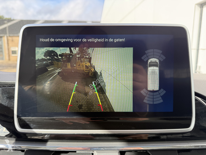 Véhicule utilitaire Maxus e 9 89kWh 204PK e 9