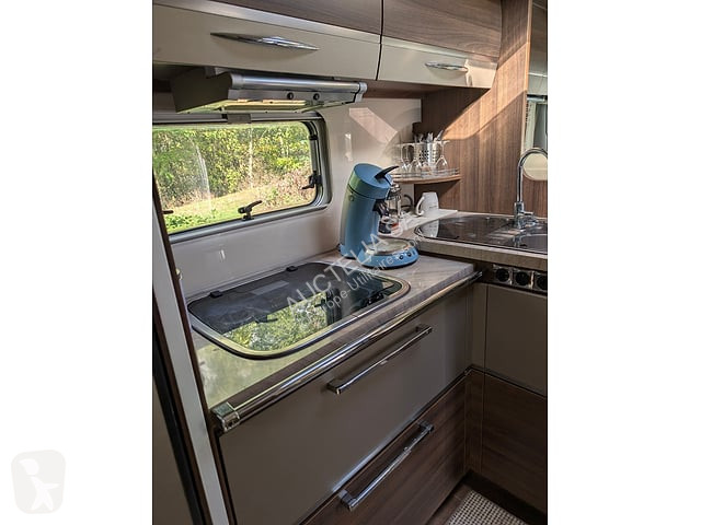 Bürstner Elegance I 900 van