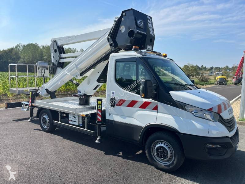 Úžitkové vozidlo Iveco 35S14