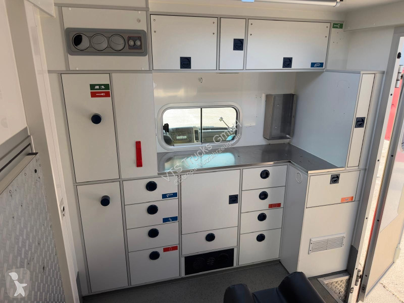 Mercedes 519 CDI Hospi Mobil Aufbau van