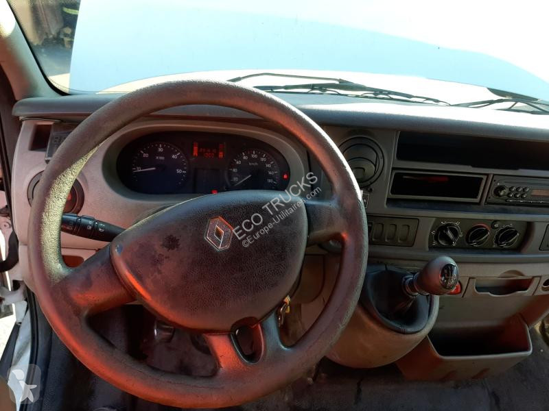 Užitkové vozidlo Renault 2.5 DCI 120