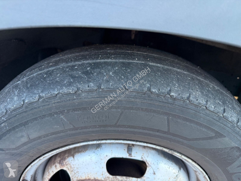 Furgoneta Iveco 35C15 3,0L Koffer LBW 750kg...