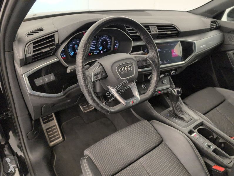 Audi Q3 Transporter