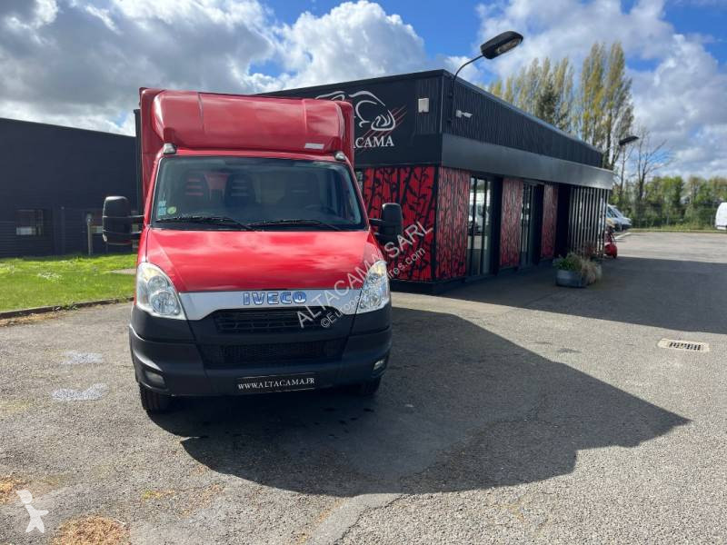 Furgoneta Iveco