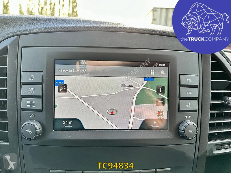 Véhicule utilitaire Mercedes 111 RANGE 150 KM e-
