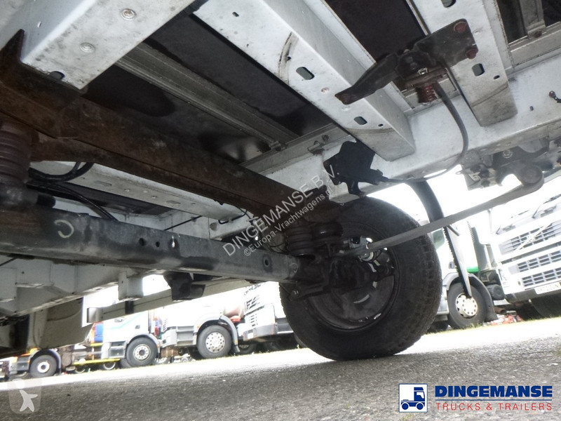 Véhicule utilitaire Renault 170 dci 4x2 curtain...
