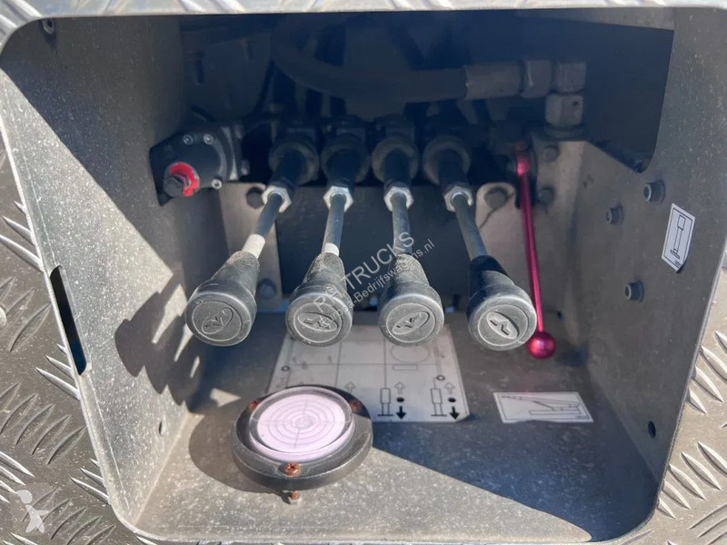 Véhicule utilitaire Mercedes 314 EURO 6 +...