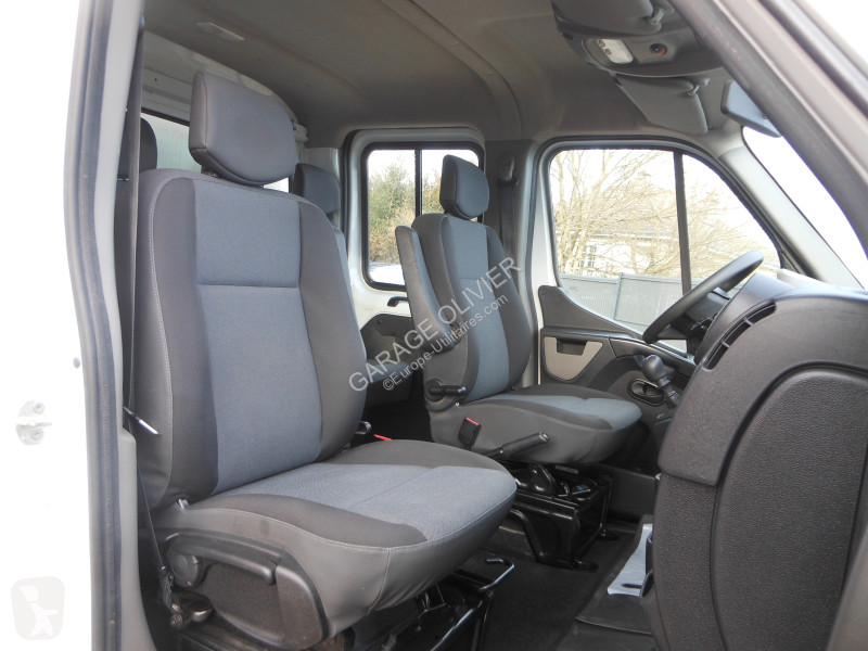Véhicule utilitaire Renault CDC Double Cabine...