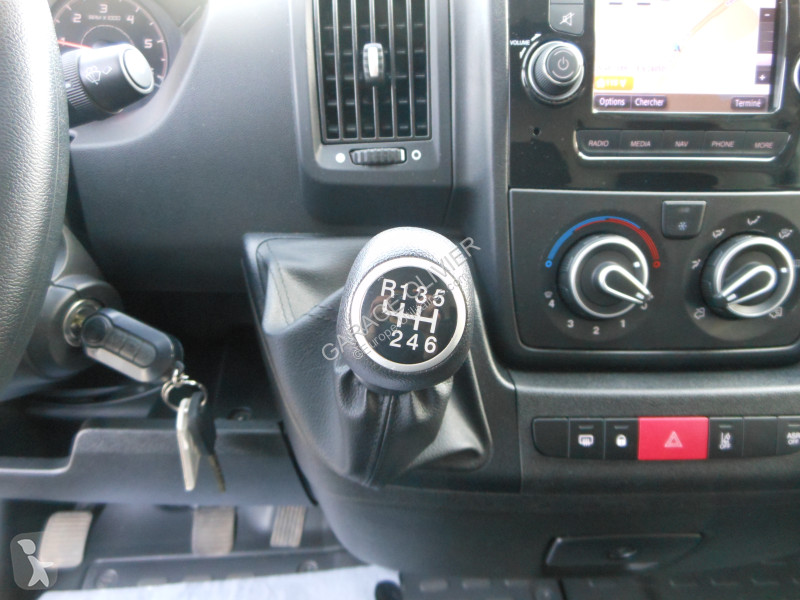 Autoutilitară Peugeot 435 L4H2 2.2 Bluehdi 140...