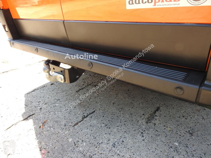 Véhicule utilitaire Peugeot BOXER FURGON...