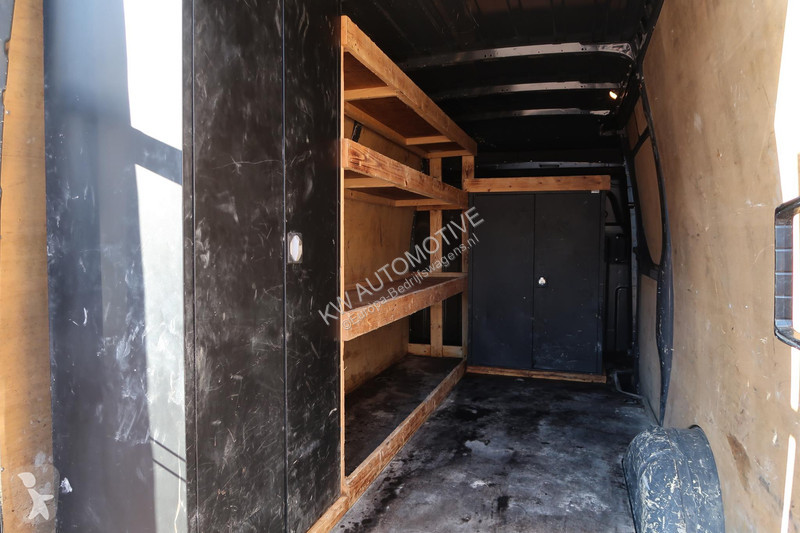 Bedrijfswagen Iveco 35S18HV 3.0 35 L2 H2 AUT/...