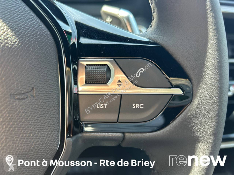 عربة نفعية Peugeot 2008 Hybrid 145 e-DCS6