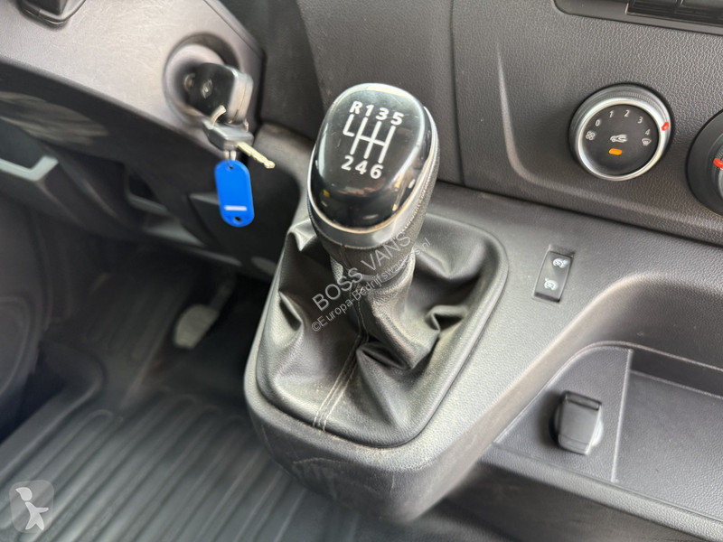 Autoutilitară Renault 2.3 130PK L3H1 Kipper...