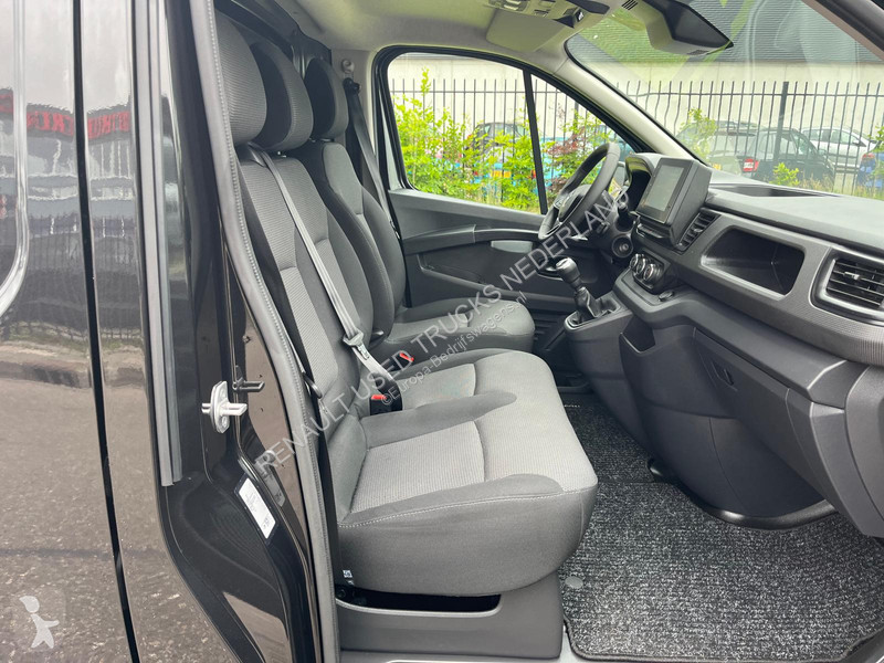 Autoutilitară Renault Black Edition 2.0dci L2...