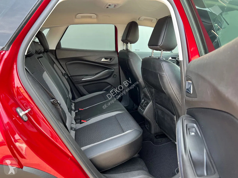 Autoutilitară Opel 1.2 Turbo Business Executive...
