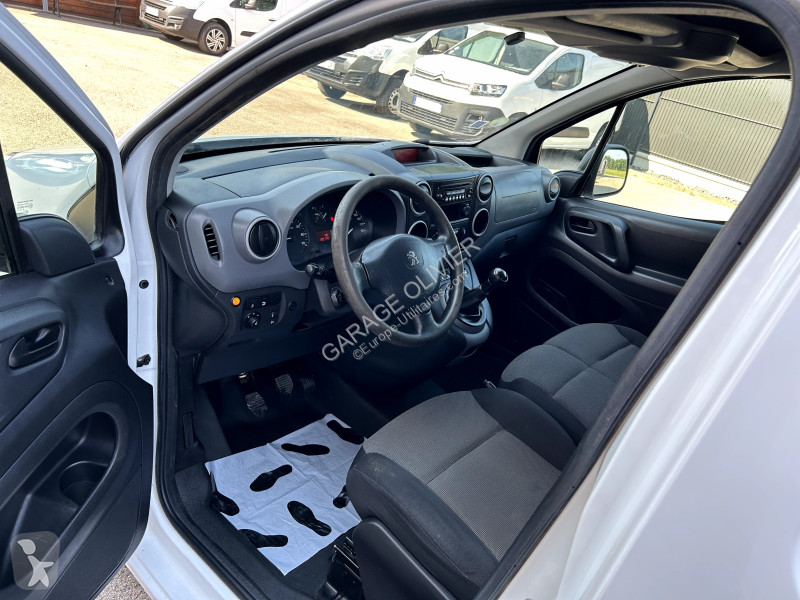 Užitkové vozidlo Peugeot Standard 1.6 Bluehdi...