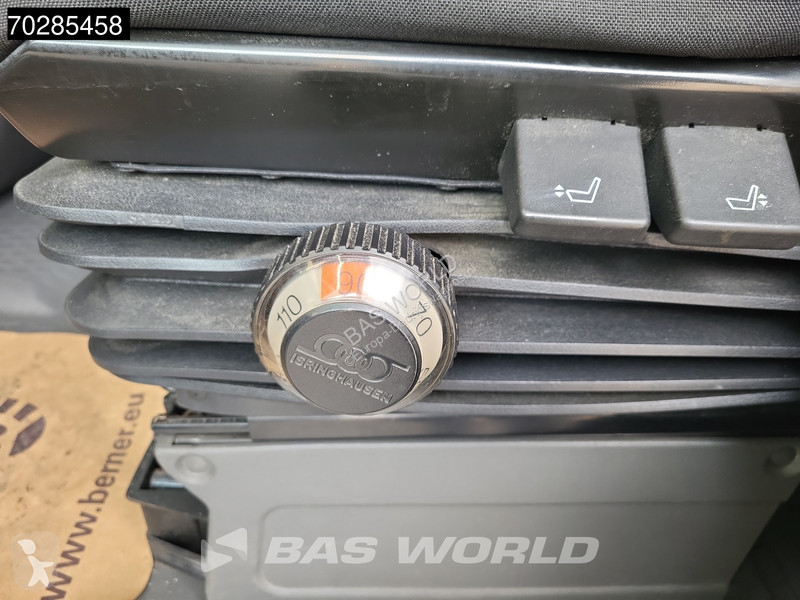 Véhicule utilitaire Iveco 40C15 BE Combi...