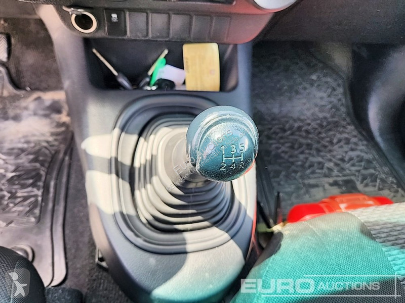 Véhicule utilitaire Toyota Hilux