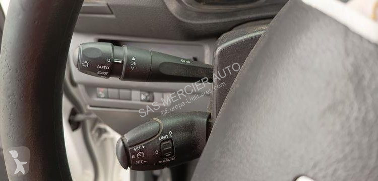 Véhicule utilitaire Peugeot