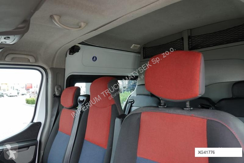Furgoneta Renault MASTER / 6 osób / MANUAL / L2...