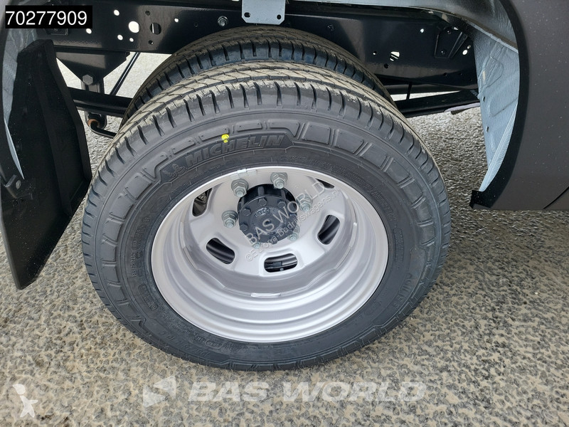 Veicolo commerciale Iveco 35C21 3.0L 210PK...