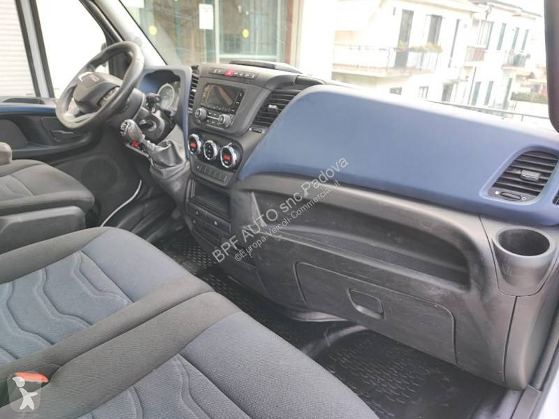 Véhicule utilitaire Iveco