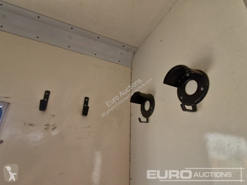 Furgoneta  75E15K