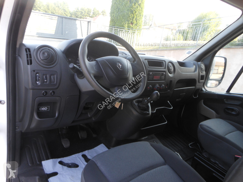 Samochód dostawczy Renault Plateau CDC Double...