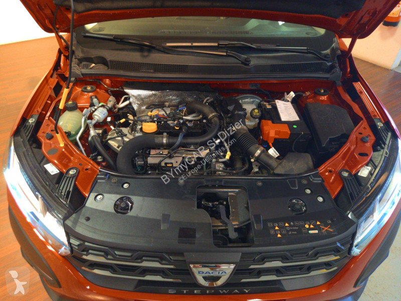 Autoutilitară Dacia Sandero TCe 90 - 22