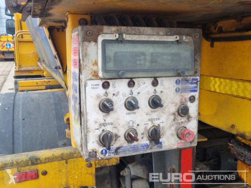 Veicolo commerciale  LF230