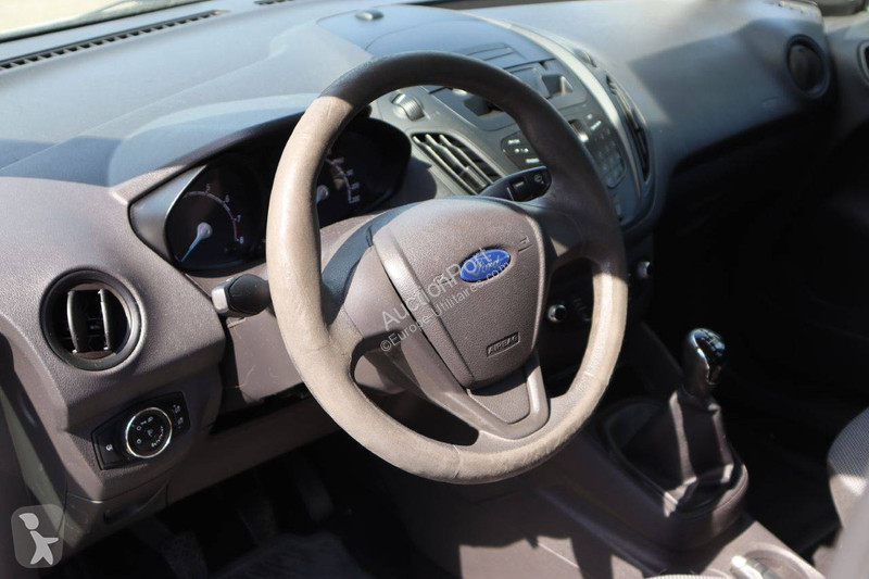 Furgoneta Ford Courier