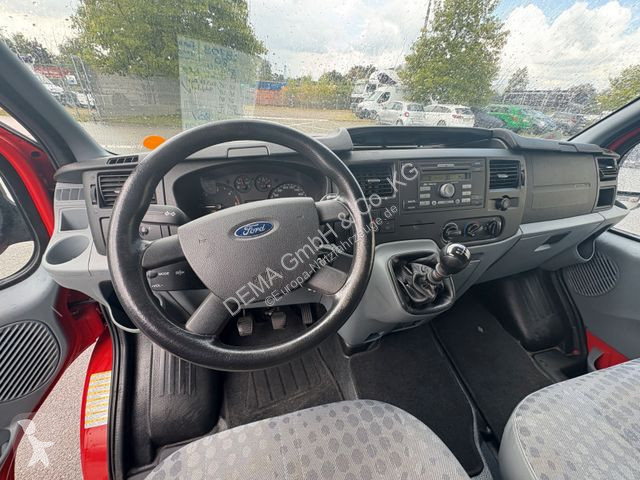 Furgoneta Ford...