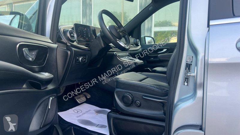 Veicolo commerciale Mercedes 300 d Avantgarde...
