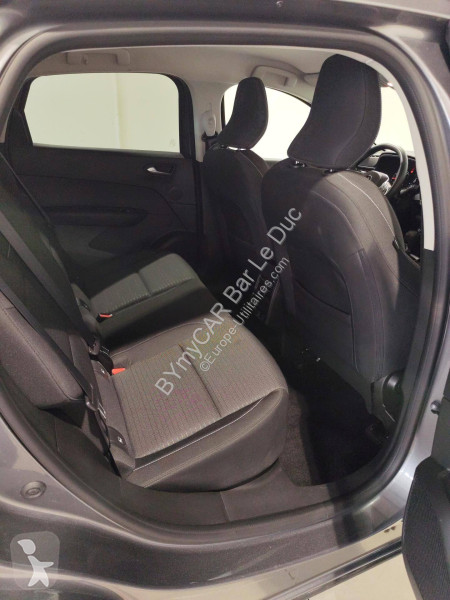 Autoutilitară Renault Arkana mild hybrid 140...