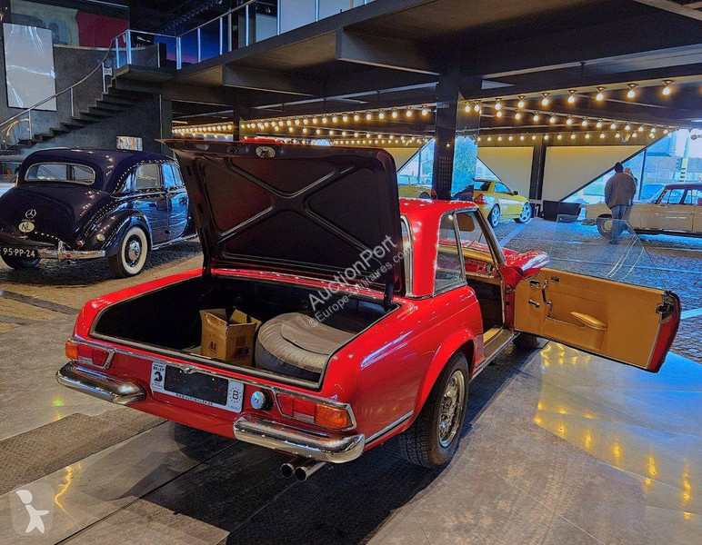 Furgoneta Mercedes SL 'Pagode' 200-serie