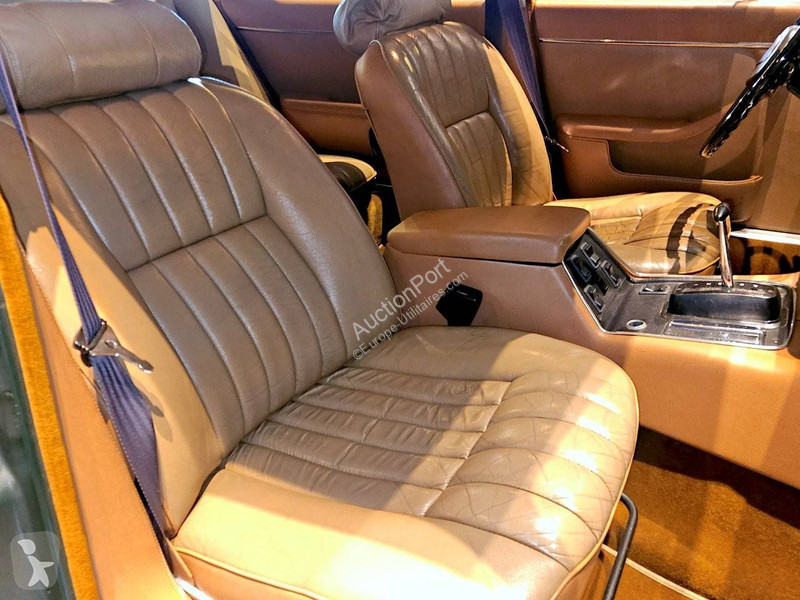 Véhicule utilitaire Jaguar (series II) 4.2...
