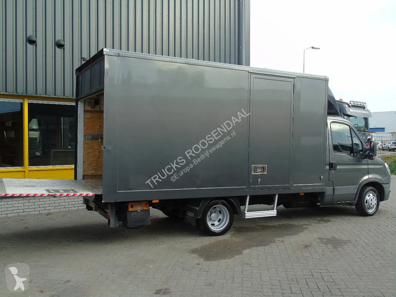 Nyttofordon Iveco 35C13 + LIFT + EURO 5