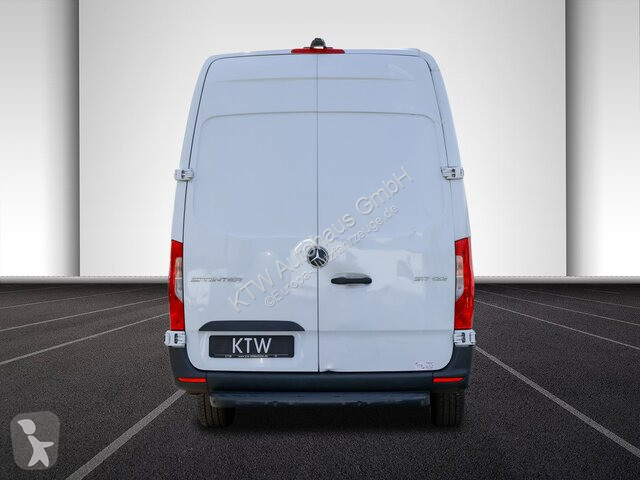 Užitkové vozidlo Mercedes 317...