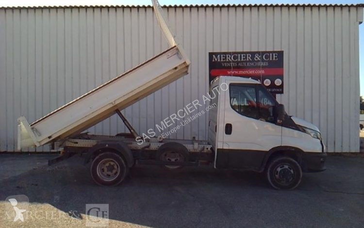 Furgoneta Iveco